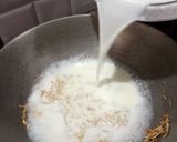 A picture of step 2 of Vermicelli Kheer.