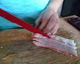 Foto del paso 2 de la receta: Ensalada de espinaca con tocino y cariño