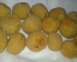 Foto langkah ke 7 dari resep Bola bola tahu.