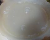 A picture of step 1 of Garlic rice.