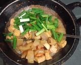 Foto langkah ke 6 dari resep Krecek Oseng Kecap.