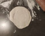 Une image de l'étape 2 de Cheese naan au chèvre et miel 🍯.