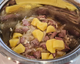 Foto del paso 2 de la receta: Guiso de ternera al ajillo