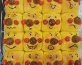 Foto langkah ke 8 dari resep Roti Labu Kuning "Anpanman".