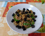 Foto del paso 5 de la receta: Bulgur integral con wok de champiñones Portobello, cebolla y pimiento verde
