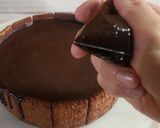 Foto del paso 14 de la receta: 🎂🍫🍰 Chocotorta de cumpleaños!! 🍰 Chocotorta con drip de chocolate, ganache y crema - facilísima!! 🍰🍫