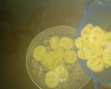 A picture of step 4 of Beans and plantain pottage.