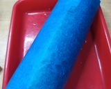 Foto langkah ke 14 dari resep Hurricane Red Velvet Swiss Roll Cake.