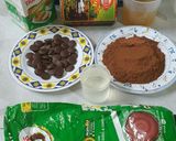 Foto langkah ke 2 dari resep Black Cherry Chocolate Panna Cotta.