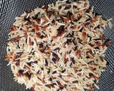 Foto del passaggio 2 della ricetta Riso Basmati 3 Colori con Verdure Croccanti