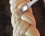 A picture of step 19 of Franks Heavenly Braided Bread.