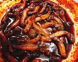 Hình bước làm 6 của món Cá bống trứng kho tiêu