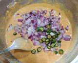 A picture of step 2 of Vegetable egg pakoda.