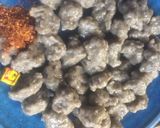 A picture of step 2 of Danwake(dumplings).