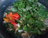 Foto langkah ke 5 dari resep Sop Ikan Kue.