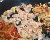 Foto del paso 4 de la receta: Quiche de carne picada de pollo