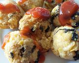 Foto langkah ke 6 dari resep Tahu Bola2 kemangi Goreng #DEBM.