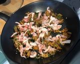 Une image de l'étape 8 de Trio de pâtes aux girolles, pancetta, emmental et persil (pasta cheese).