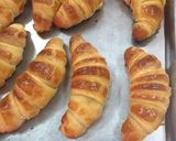 Hình bước làm 4 của món Bánh croissant bơ