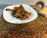 Foto del paso 3 de la receta: Conejo al horno con patatas y cebolla 🍴