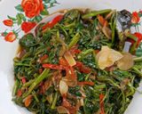 Foto langkah ke 4 dari resep Tumis kangkung.