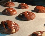 A picture of step 5 of Sourdough Chocochip Cookies.