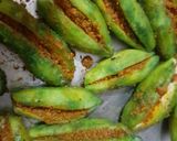 भरवा करेला (bharwa karela recipe in Hindi) रेसिपी चरण 3 फोटो