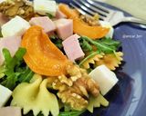 Foto del paso 6 de la receta: Ensalada de pasta con fiambre de pavo, queso fresco y albaricoque
