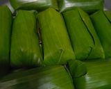 Foto langkah ke 6 dari resep Lontong Isi Oncom dan Sambal Kacang.