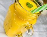 A picture of step 3 of Peach and mango juice.
