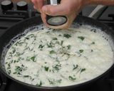 Spenótos-kéksajtos penne recept fázis 10 fotója