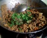 A picture of step 4 of Dum mutton qeema.