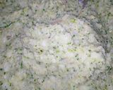 صورة لخطوة 3 من وصفة عجه بطاطس بالثوم والبقدونس 🧆 🧆 🧆🍚🍚