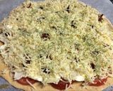 Foto del paso 2 de la receta: Pizza cuatro quesos