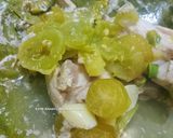 Foto langkah ke 5 dari resep Garang Asem Ayam Belimbing Wuluh.