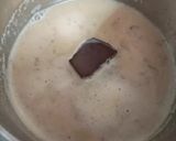 A picture of step 2 of Chocolate brownie with ice cream.