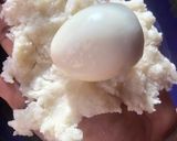 A picture of step 3 of Yam egg roll.