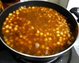 A picture of step 10 of Amritsari choley.