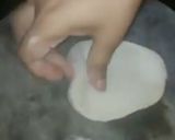 A picture of step 8 of Stuffed naan.