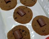 Foto langkah ke 8 dari resep Treasure Choco Chips Cookies.