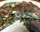 Foto del paso 9 de la receta: Tortilla de espinacas y cebolla morada