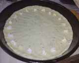 صورة لخطوة 5 من وصفة وصفة بيتزا 🍕هايلة تقتل بالبنة 😋❤️