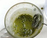Foto langkah ke 3 dari resep Matcha Latte iced.