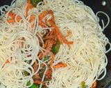 A picture of step 4 of Quick Vegetable Spaghetti.