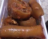 A picture of step 1 of Kpomo/cow tail peppersoup.