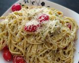 Foto del paso 5 de la receta: Fideos con pesto, pollo y tomates cherry