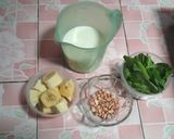 Foto langkah ke 1 dari resep Smoothies Diet ala Yulia Baltschun.