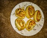 A picture of step 9 of Pizza Pinwheels.