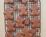 Foto del paso 4 de la receta: Galletitas navideñas 🤶🏻 (los monstruitos de Mate Amargo 😅)