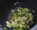 Une image de l'étape 2 de Blanquette de poisson aux légumes ou en aumônière 😋.